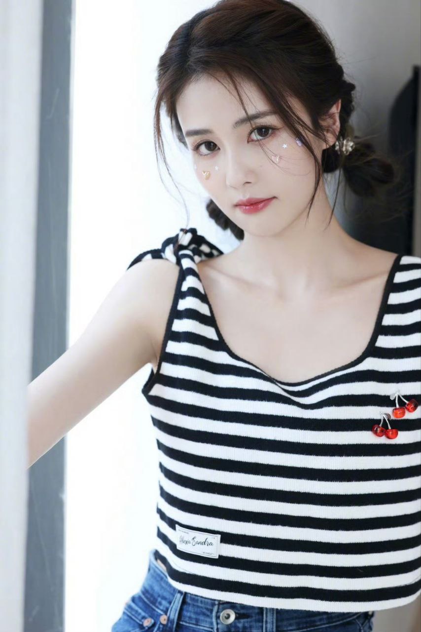 白鹿  乳交  栓链 去衣-脱衣论坛-社区-秘密图库