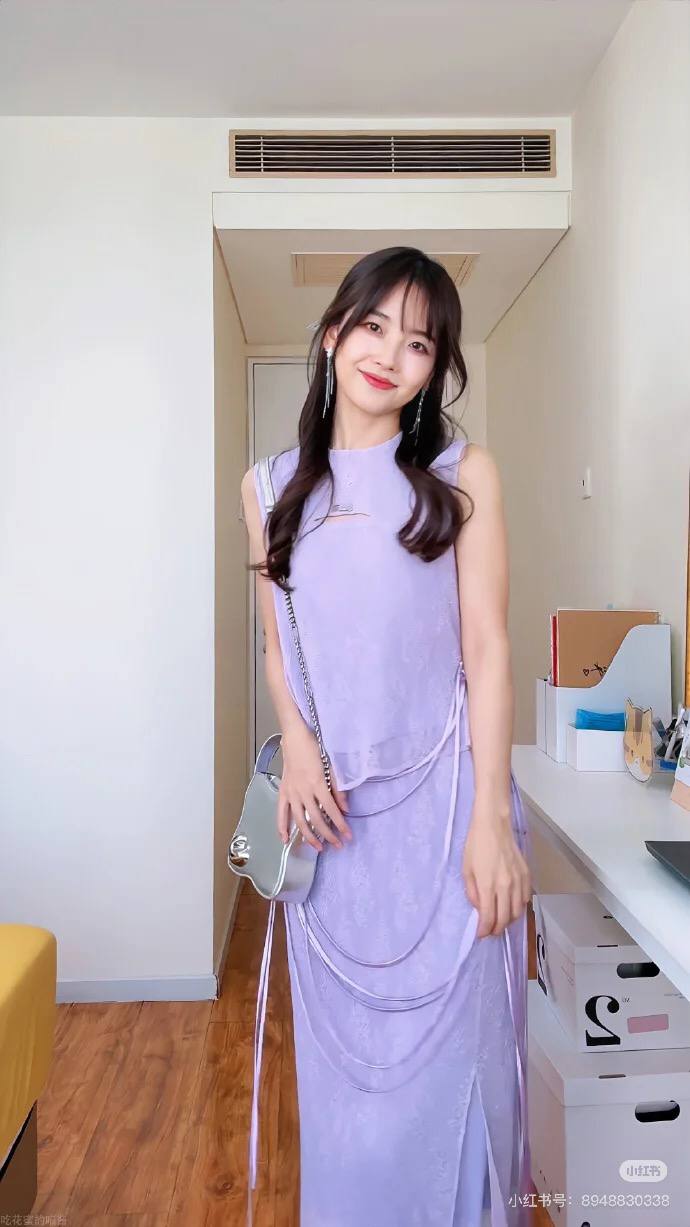 王冰冰 原图去衣-脱衣论坛-社区-秘密图库